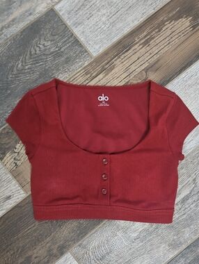 ALO Yoga Women's Ribbed Scoop Neck Crop Top - Wine Red